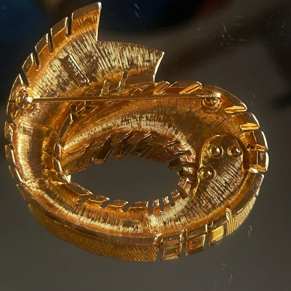 Vintage Monet gold brooch